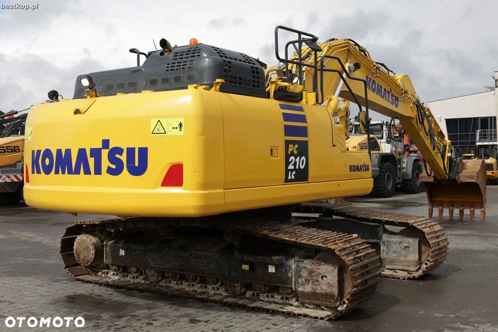 Komatsu PC210LC-11 - 35