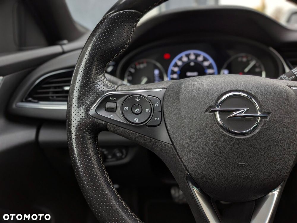 Opel Insignia 2.0 CDTI Elegance S&S - 18