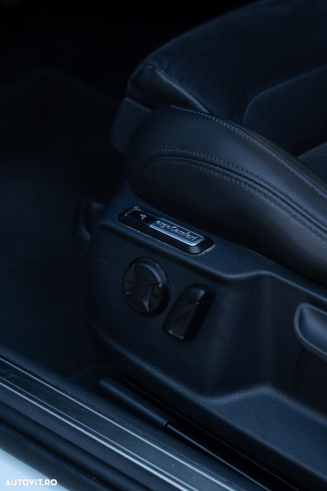Volkswagen Passat 2.0 TDI DSG Highline - 11