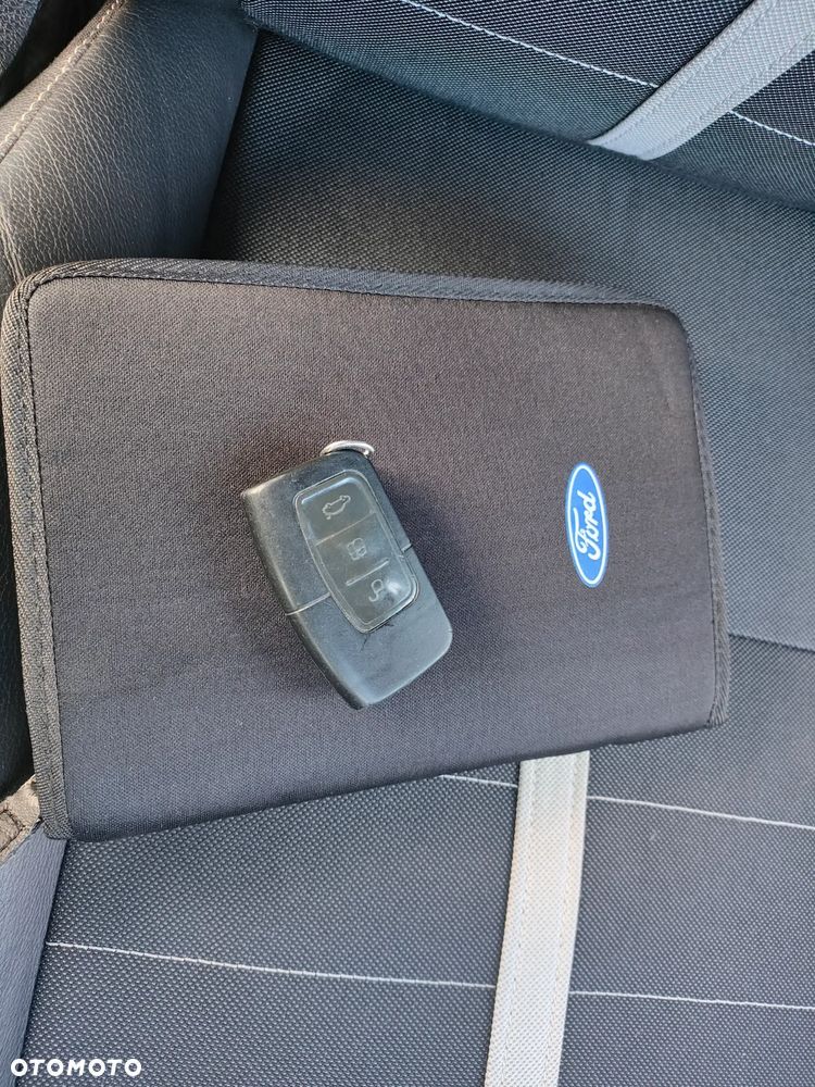 Ford Kuga 2.0 TDCi Titanium - 33