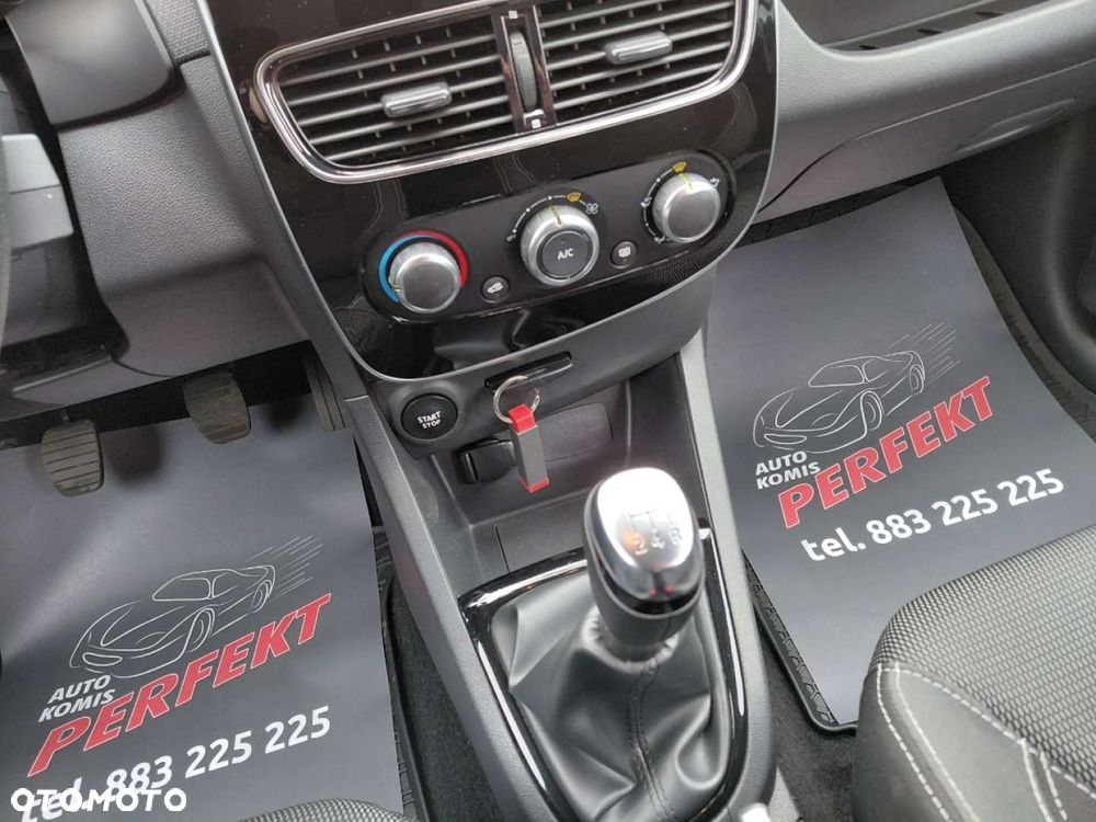 Renault Clio - 21