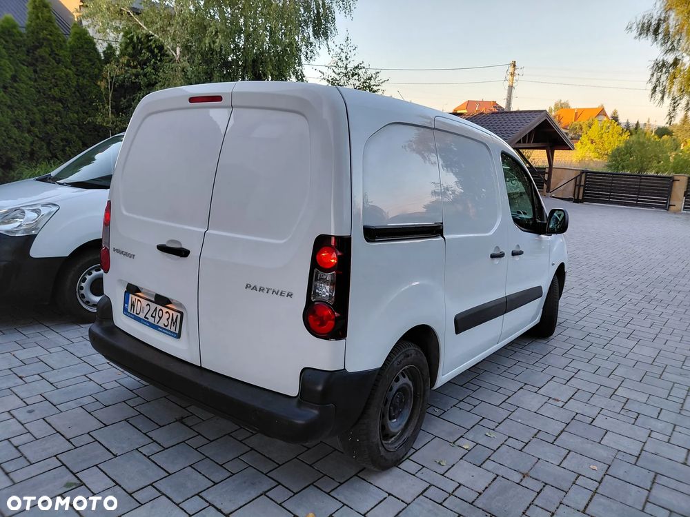 Peugeot Partner 1,6 HDI - 3 osoby - 18