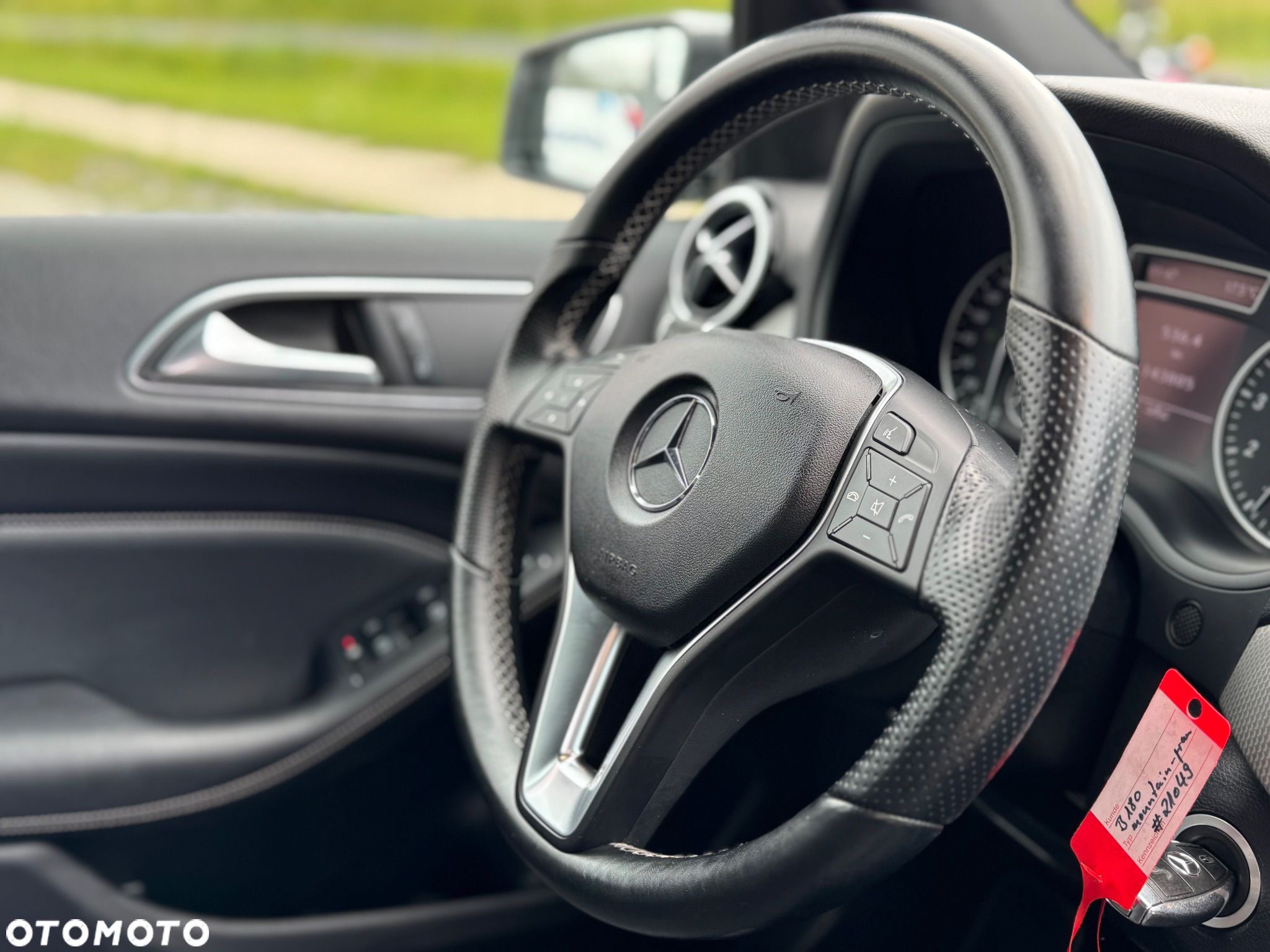 Mercedes-Benz Klasa B 180 BlueEFFICIENCY Edition - 12
