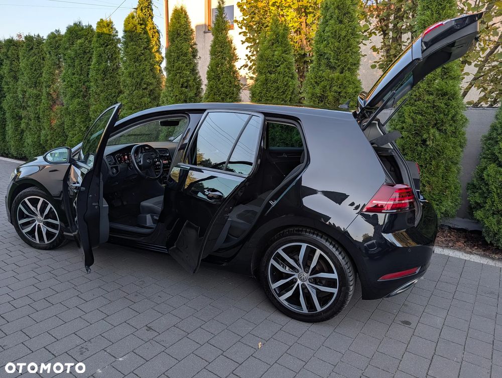 Volkswagen Golf - 20