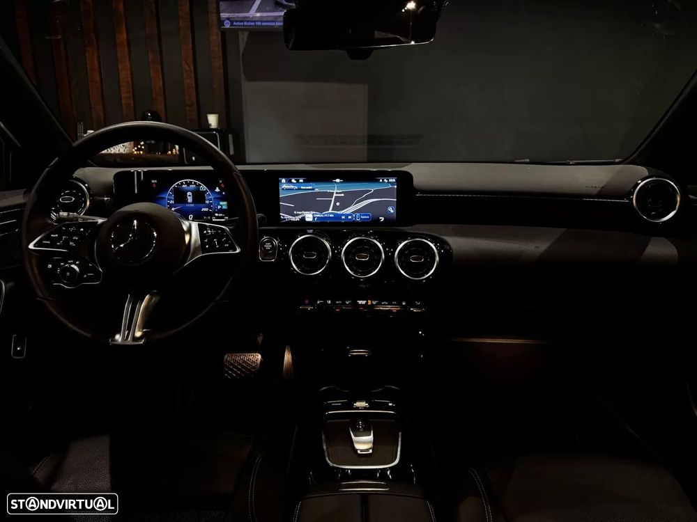 Mercedes-Benz A 250 - 17