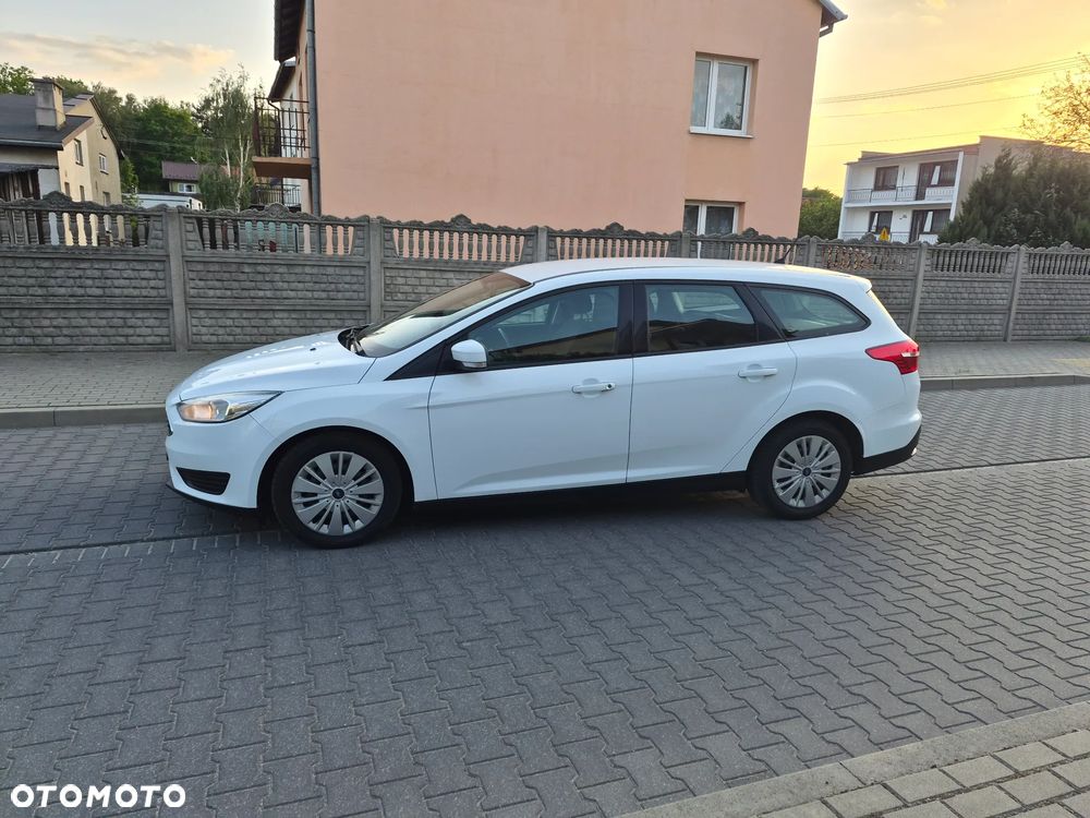 Ford Focus 1.5 TDCi Trend Sport ASS - 18