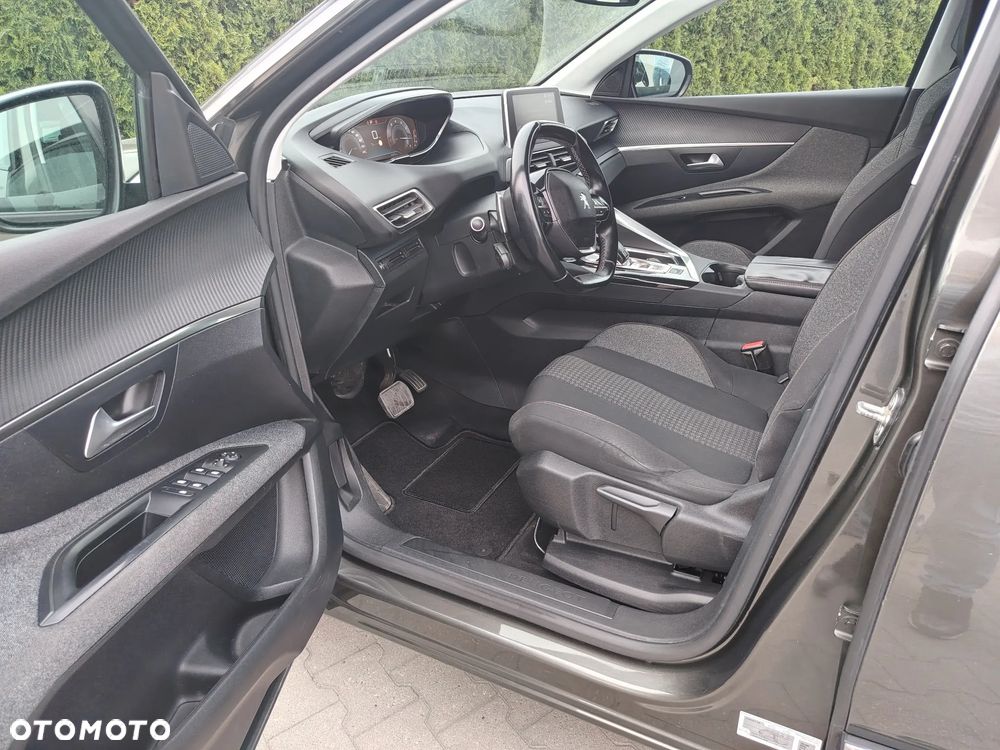 Peugeot 3008 PureTech 130 Stop & Start GPF EAT8 Allure - 11