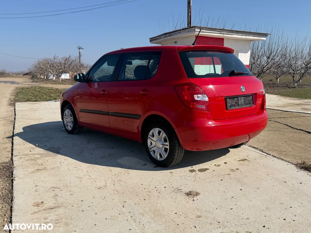 Skoda Fabia 1.2 HTP Elegance - 6