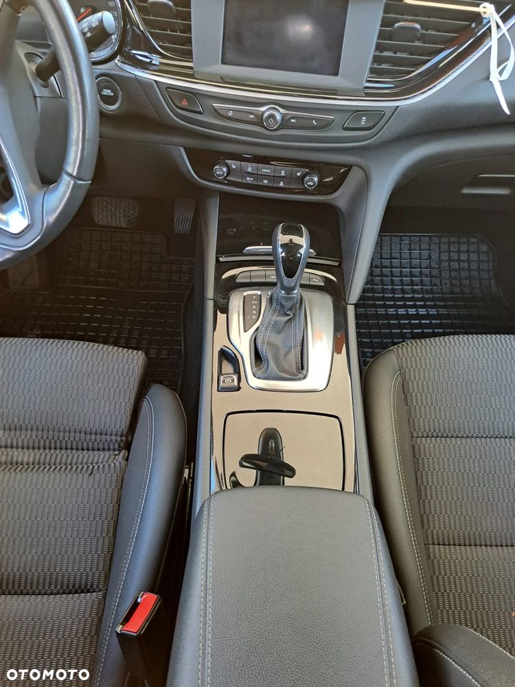 Opel Insignia 2.0 CDTI Exclusive S&S - 8