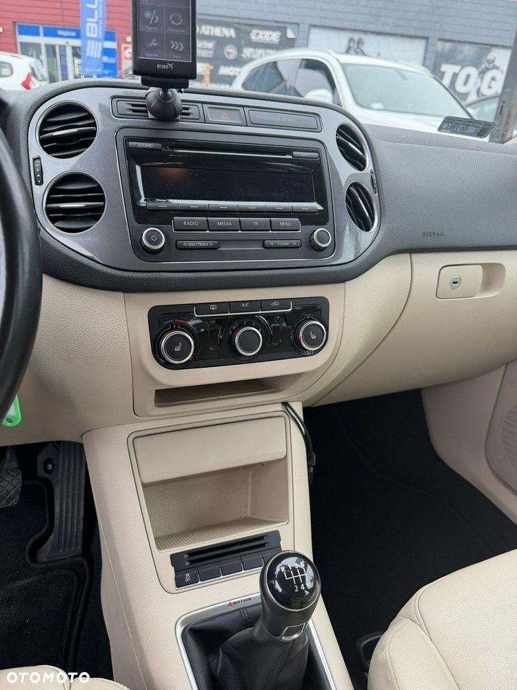 Volkswagen Tiguan - 11