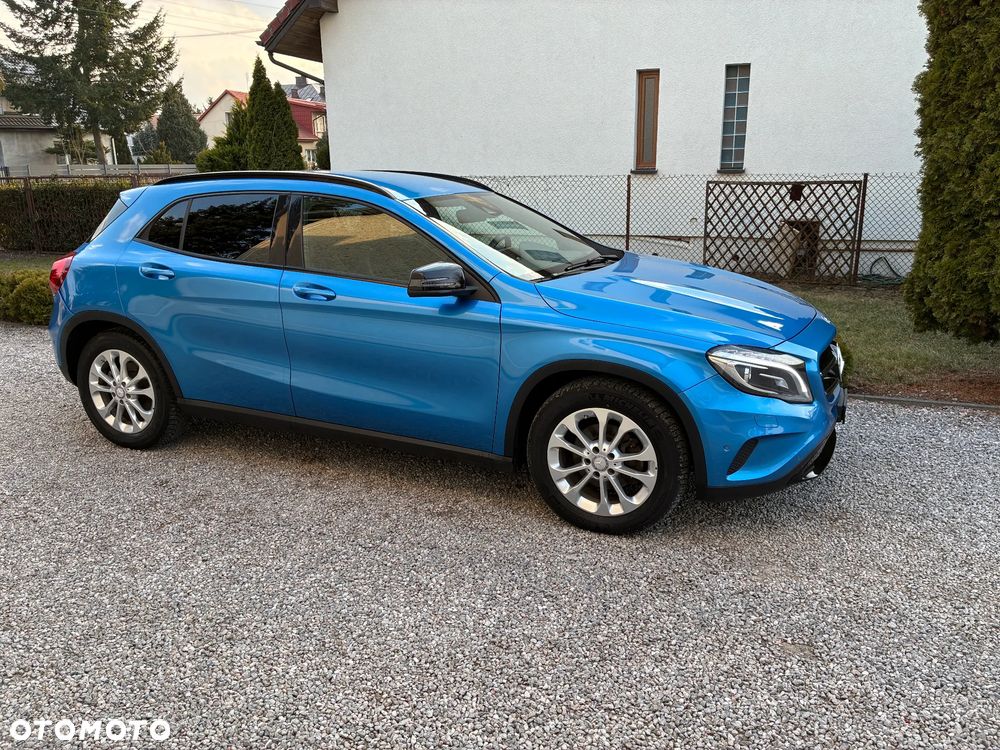 Mercedes-Benz GLA 200 (CDI) d 4Matic 7G-DCT Urban - 19