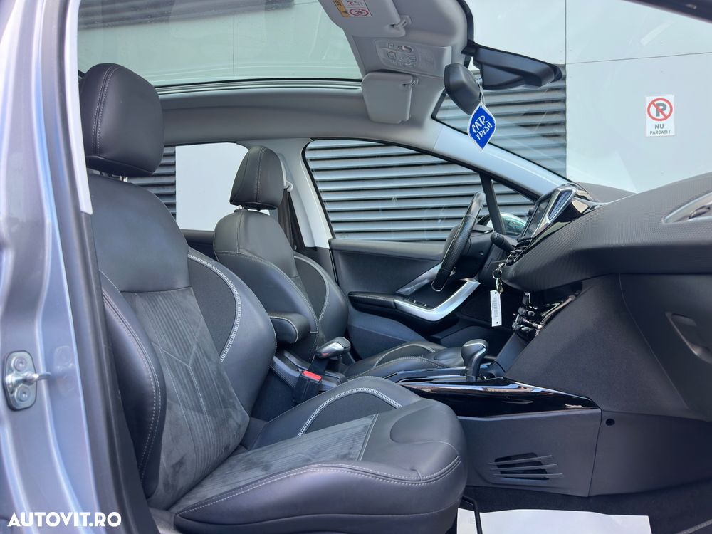 Peugeot 2008 PureTech 110 Stop&Start EAT6 Crossway - 18