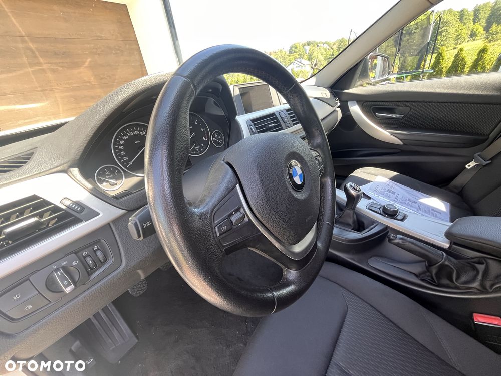 BMW Seria 3 - 8