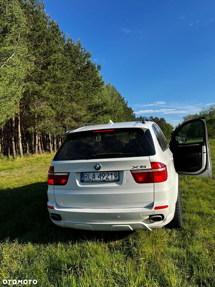 BMW X5 4.8i xDrive - 9