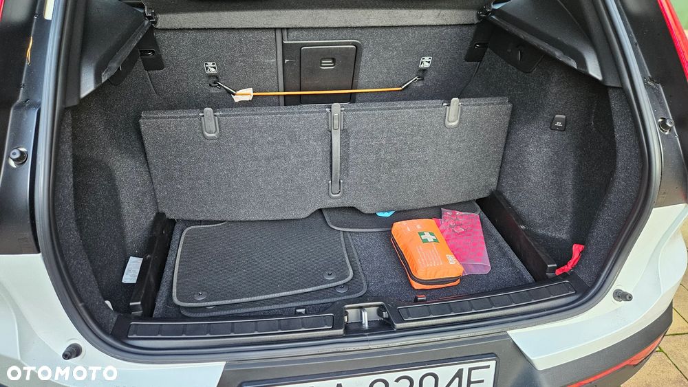 Volvo XC 40 T5 AWD R-Design - 30