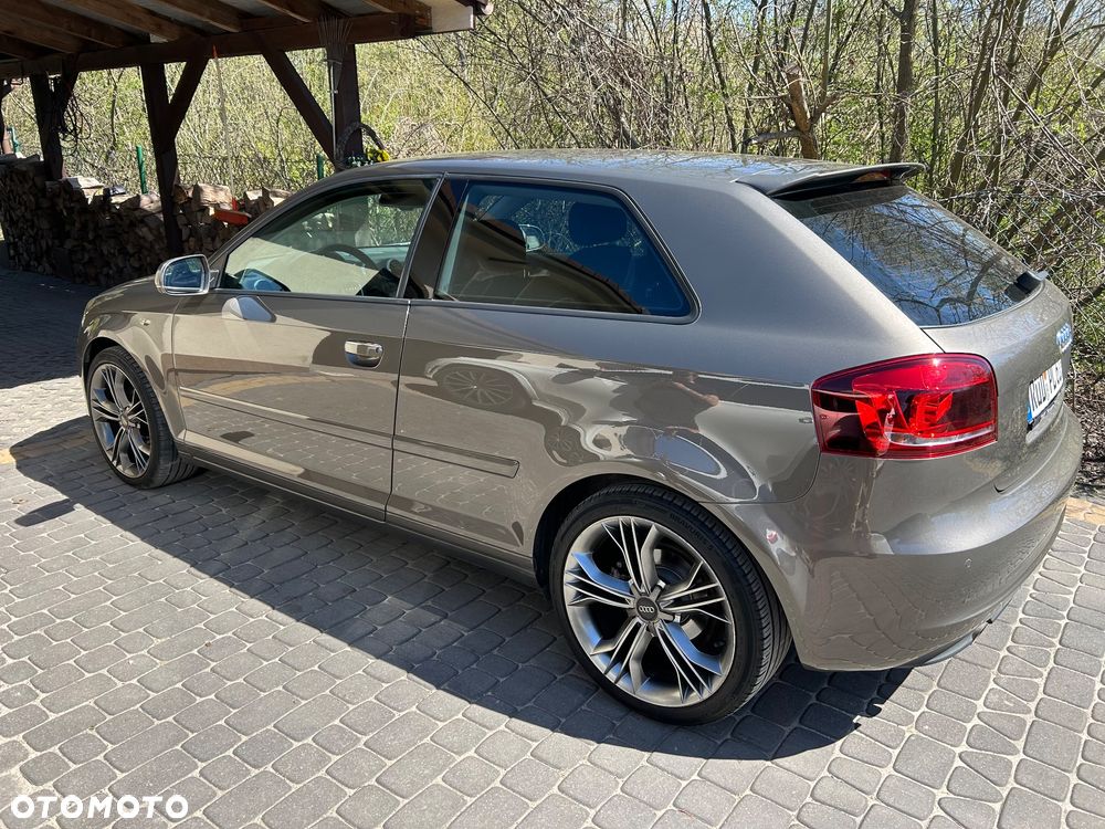 Audi A3 3-drzwiowe 1.6 TDI Attraction - 4