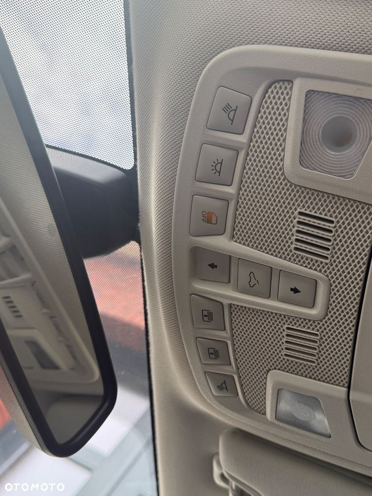 Ford Mondeo 2.0 TDCi STart-Stopp Titanium - 33