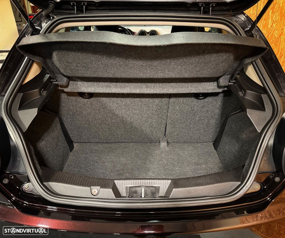 Alfa Romeo MiTo 1.6 JTD Distinctive - 30