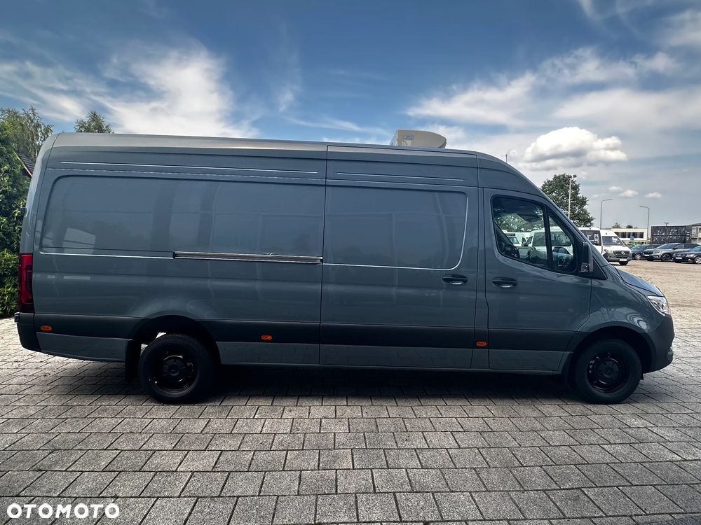 Mercedes-Benz Sprinter - 6