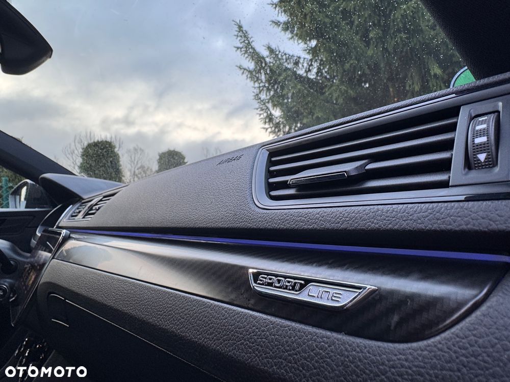 Skoda Superb 2.0 TDI SCR Sportline DSG - 8