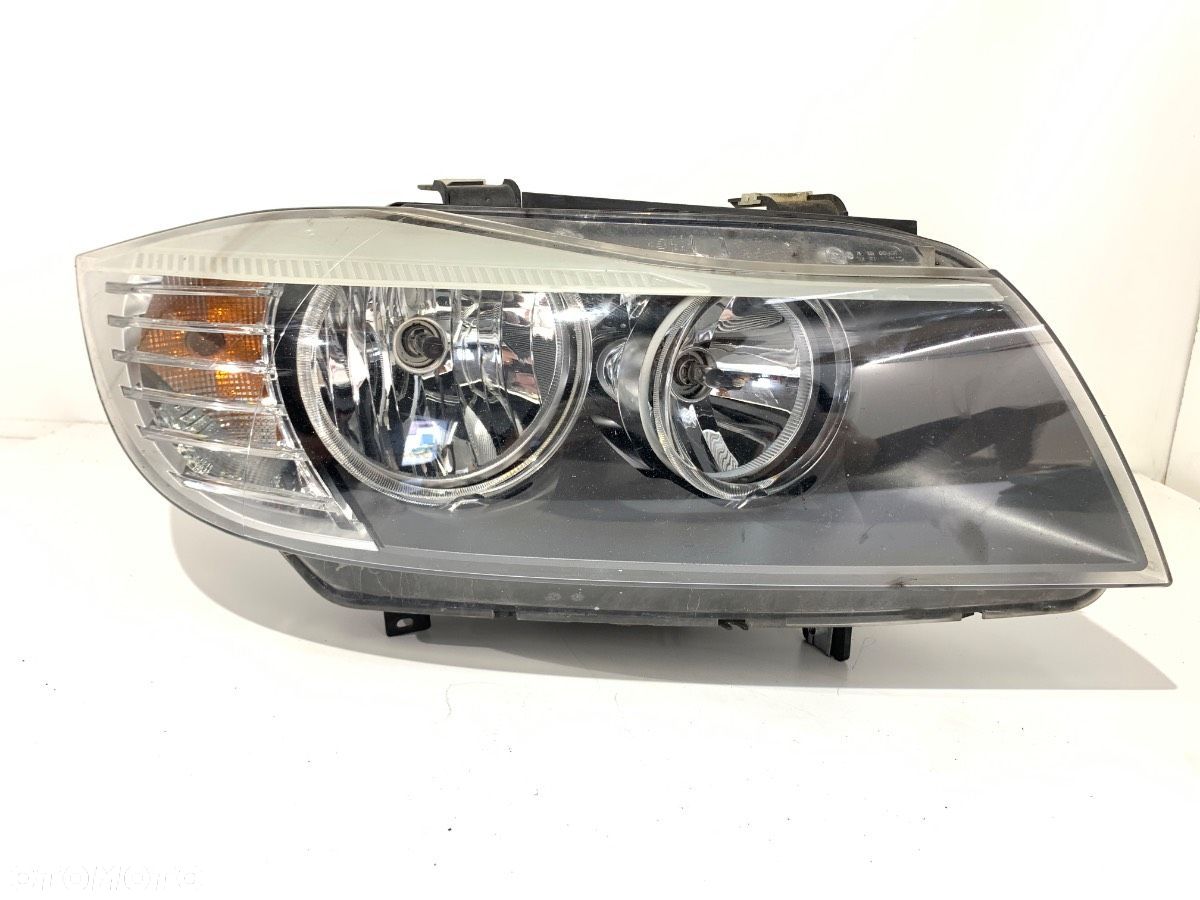 REFLEKTOR PRAWY PRZÓD - 799.00 PLN - BMW 3 Touring (E91) 2004 - 2012 318 i 105 kW [143 KM] benzyna - 1