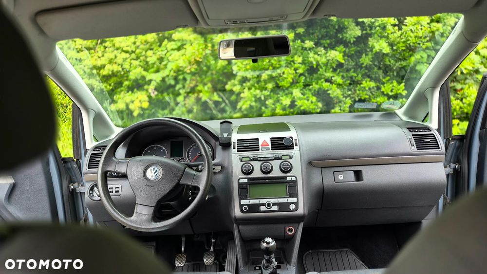 Volkswagen Touran 1.9 TDI DPF BlueMot Trendline - 13