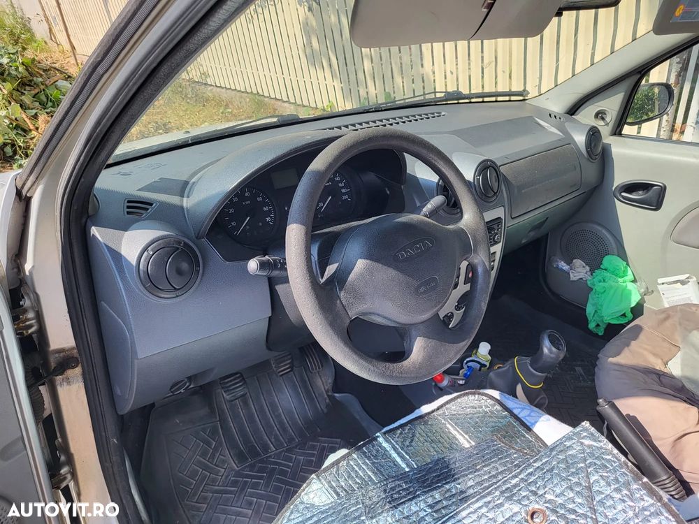 Dacia Logan 1.4 MPI - 6
