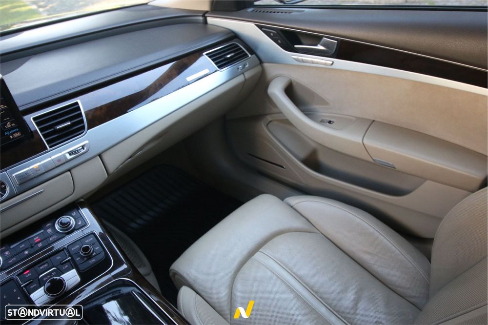 Audi A8 3.0 TDI V6 quattro Clean Diesel Exclusive - 27