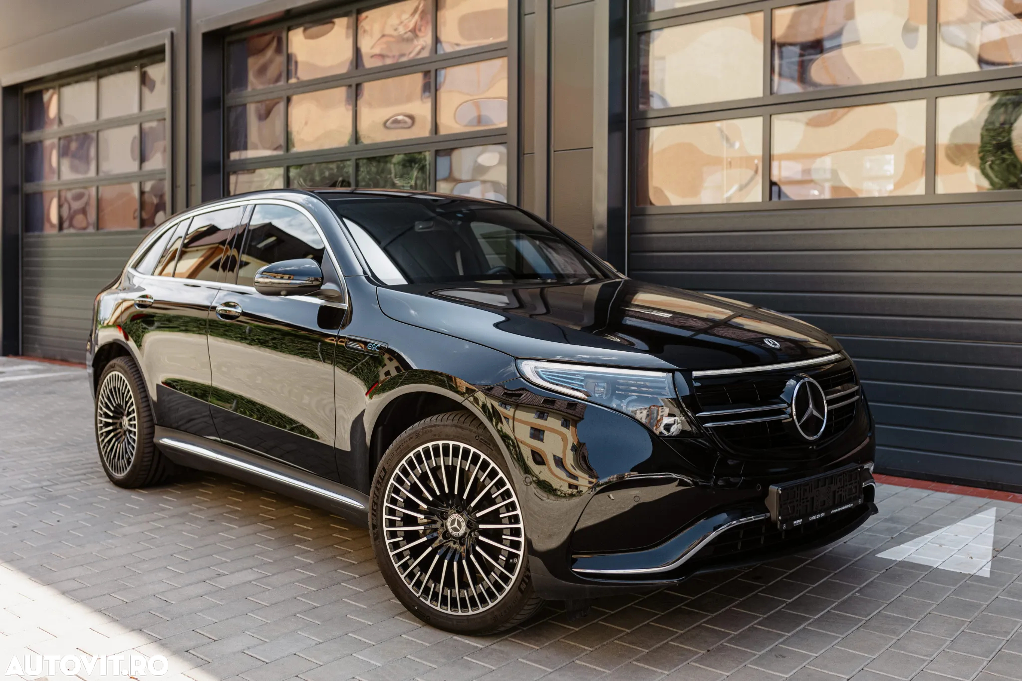 Mercedes-Benz EQC 400 4Matic AMG Line - 6