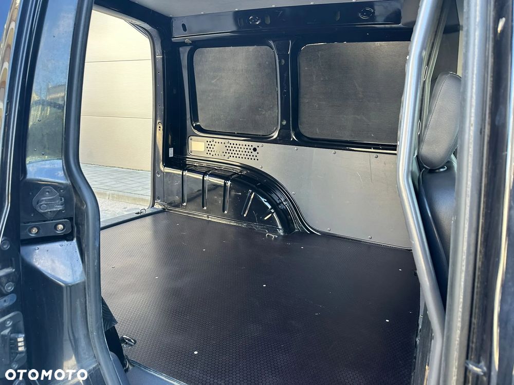 Volkswagen Caddy - 15