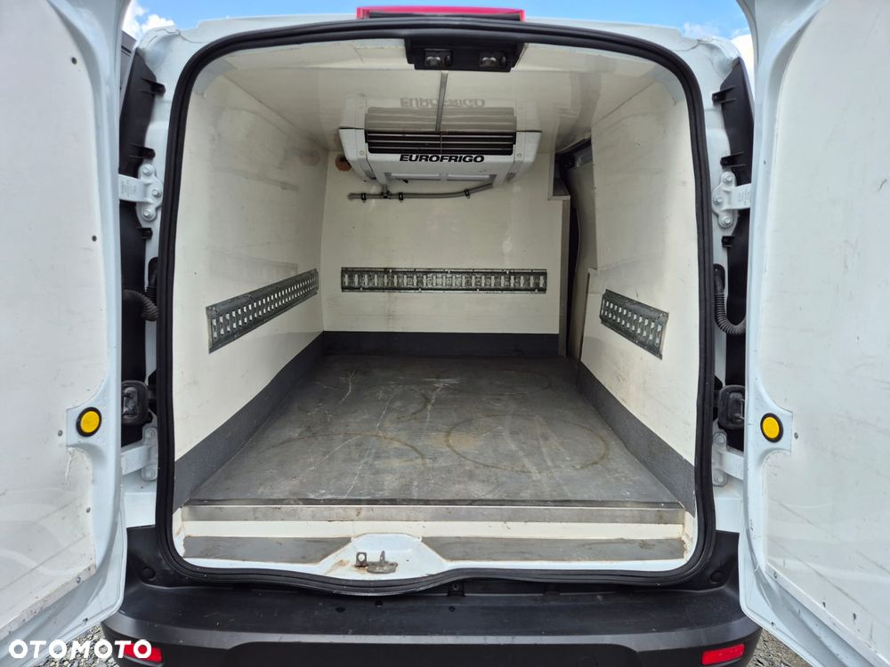 Ford Transit connect - 5