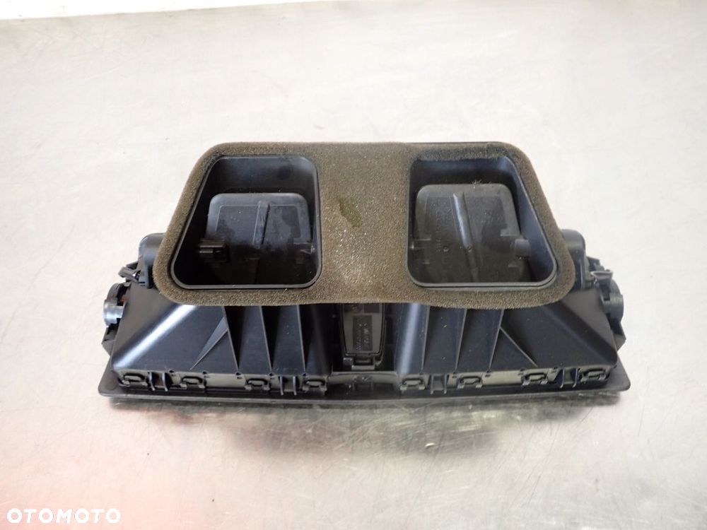 KRATKA NAWIEWU ŚRODKOWA BMW E87 - 3