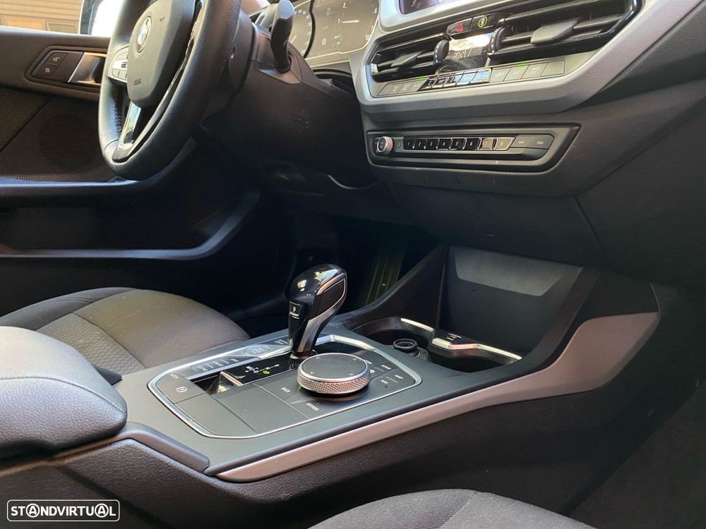 BMW 118 i Auto - 14