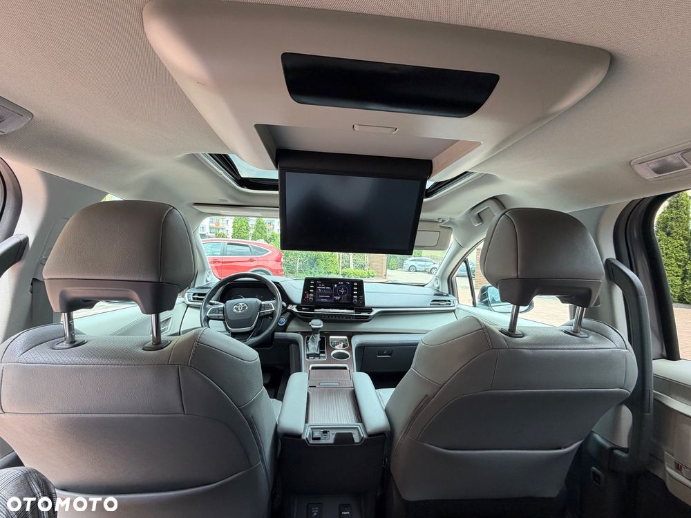 Toyota Sienna - 19