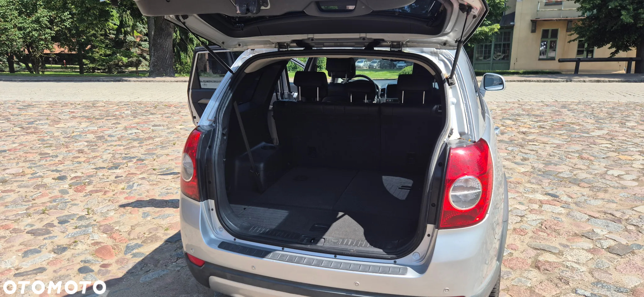 Chevrolet Captiva 2.4 4WD 7 Sitzer LT - 12