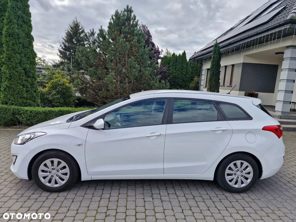 Hyundai i30 1.6 CRDi BlueDrive Classic - 3