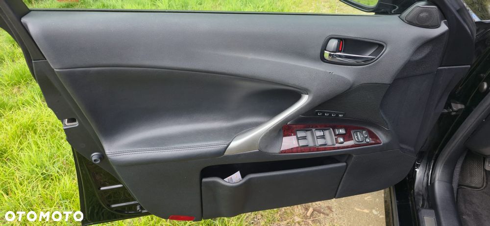 Lexus IS 250 Luxury Line - 12