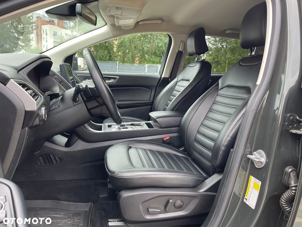 Ford Edge - 18