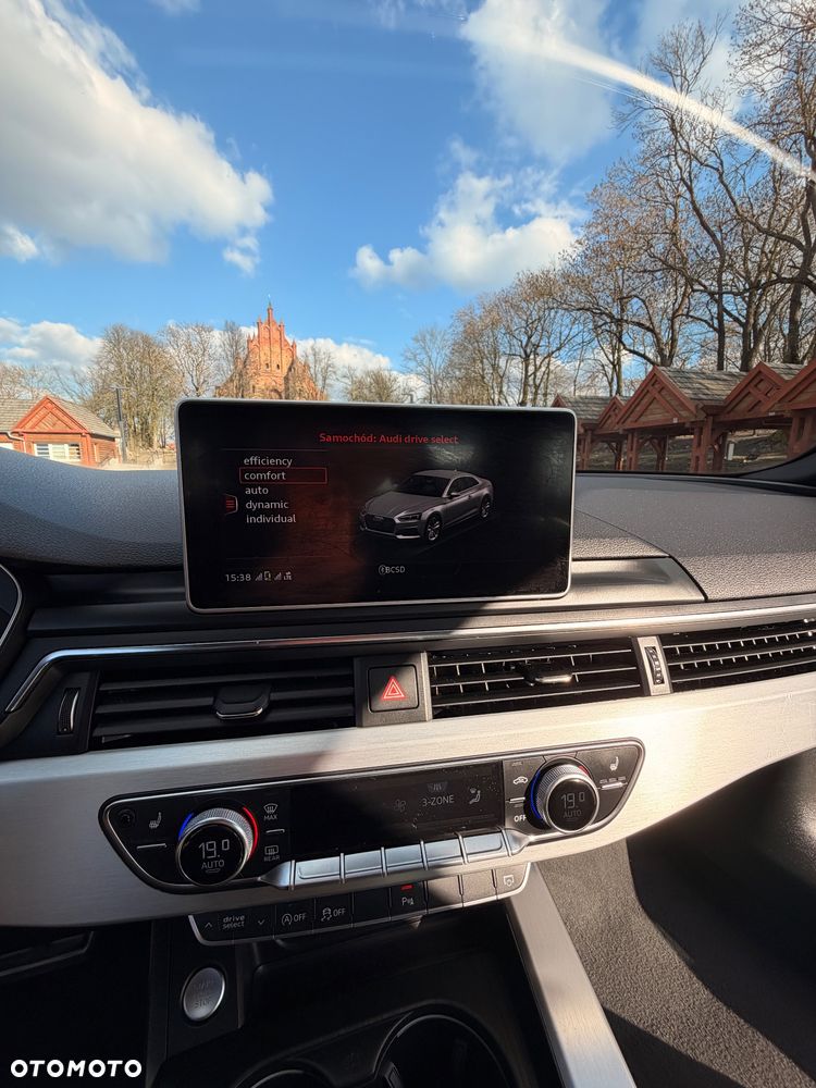 Audi A5 Coupé 2.0 TDI S tronic - 13