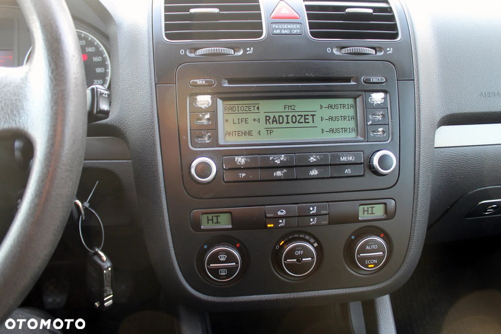 Volkswagen Golf - 19