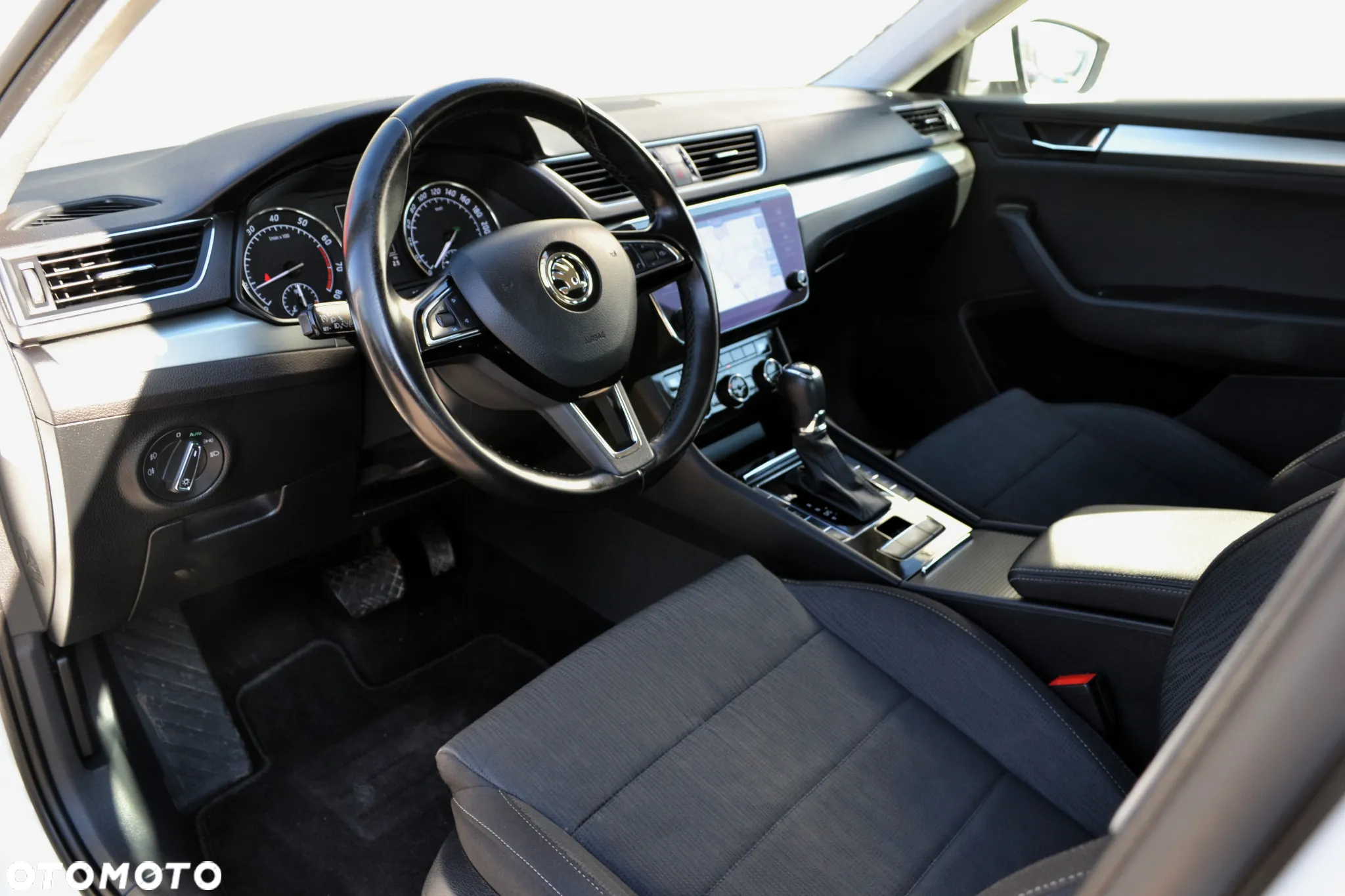 Skoda Superb 2.0 TSI Ambition DSG - 5