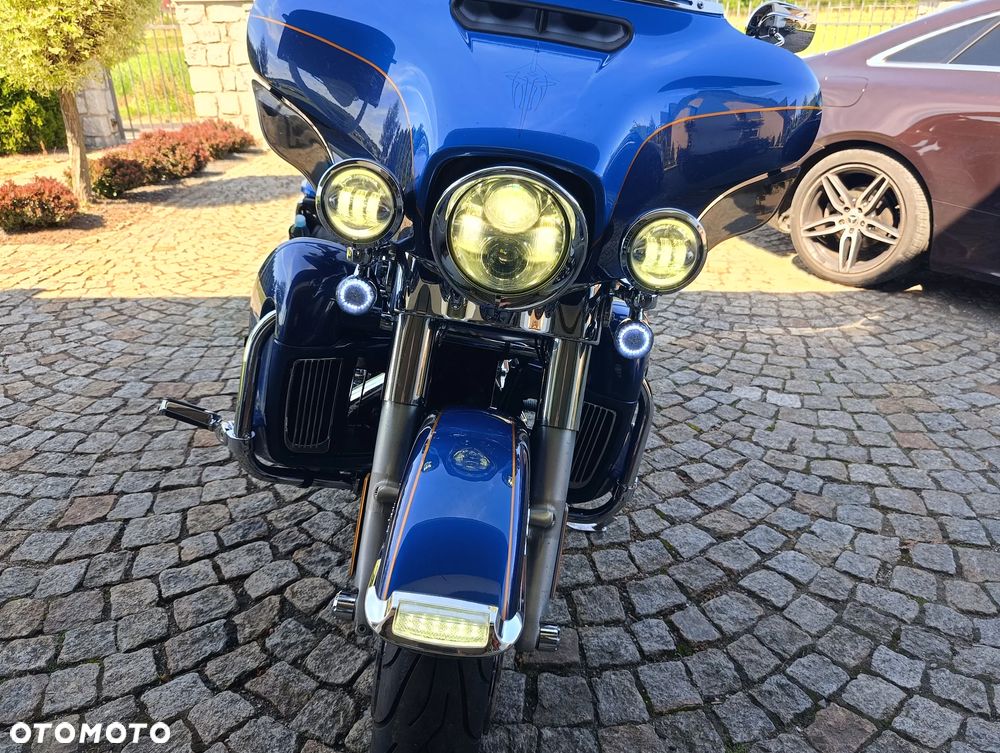 Harley-Davidson Touring Ultra Limited - 6