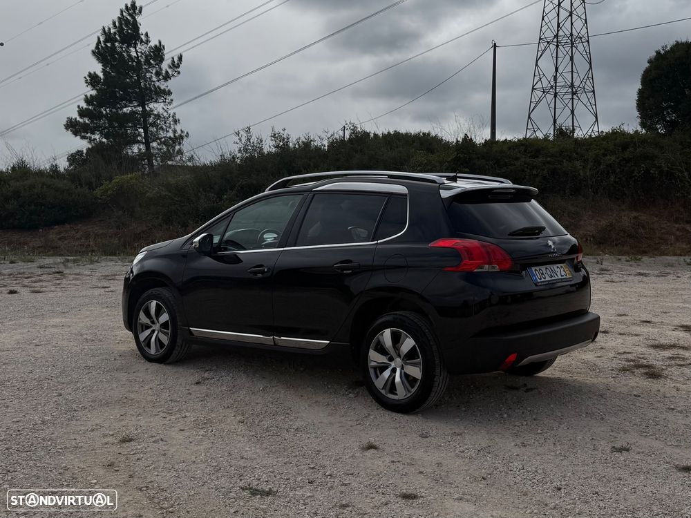 Peugeot 2008 1.2 PureTech Allure - 11