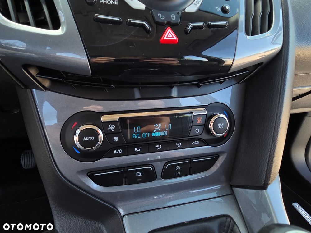 Ford Focus 1.6 TDCi DPF SYNC Edition - 36