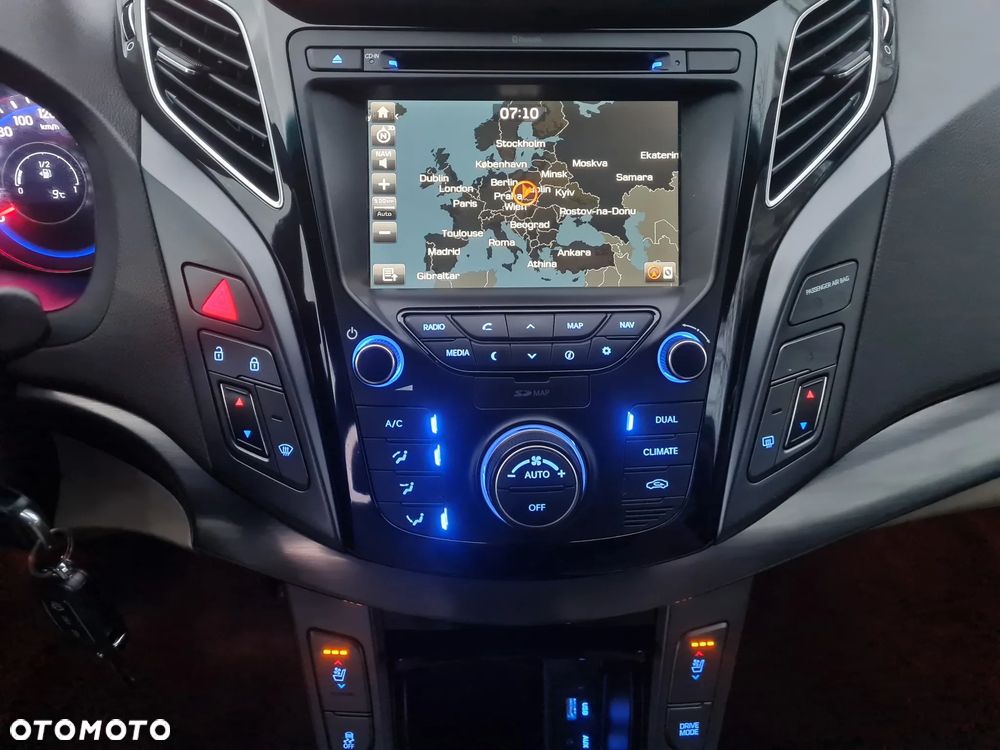 Hyundai i40 Kombi 1.7 CRDi Premium - 26