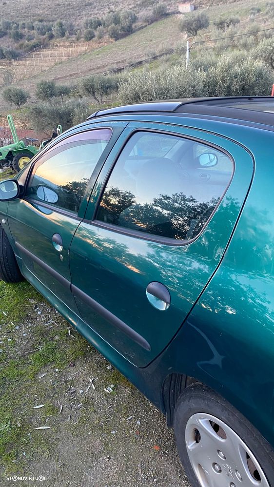 Peugeot 206 1.1 XR - 4