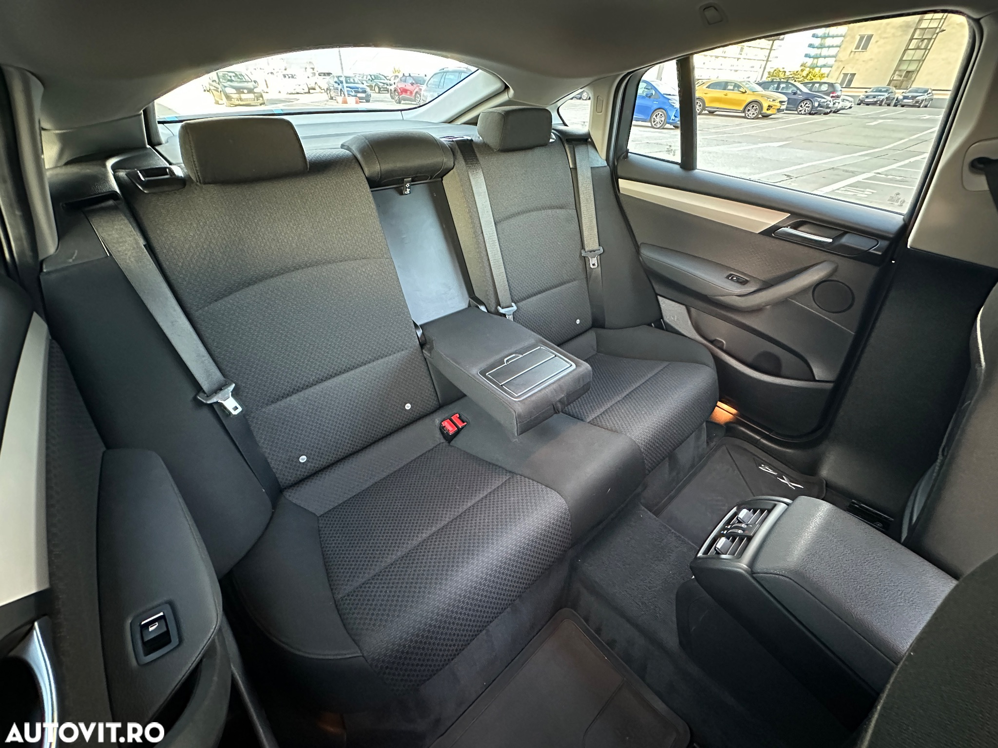 BMW X4 xDrive20d xLine - 8