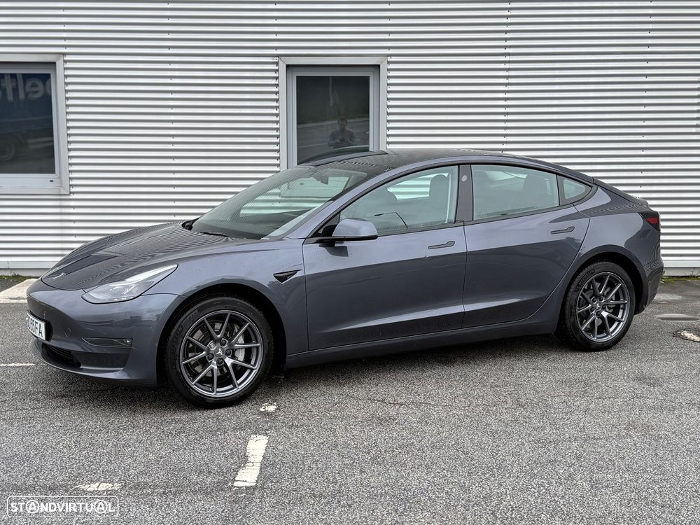 Tesla Model 3 Long Range Tração Traseira - 2