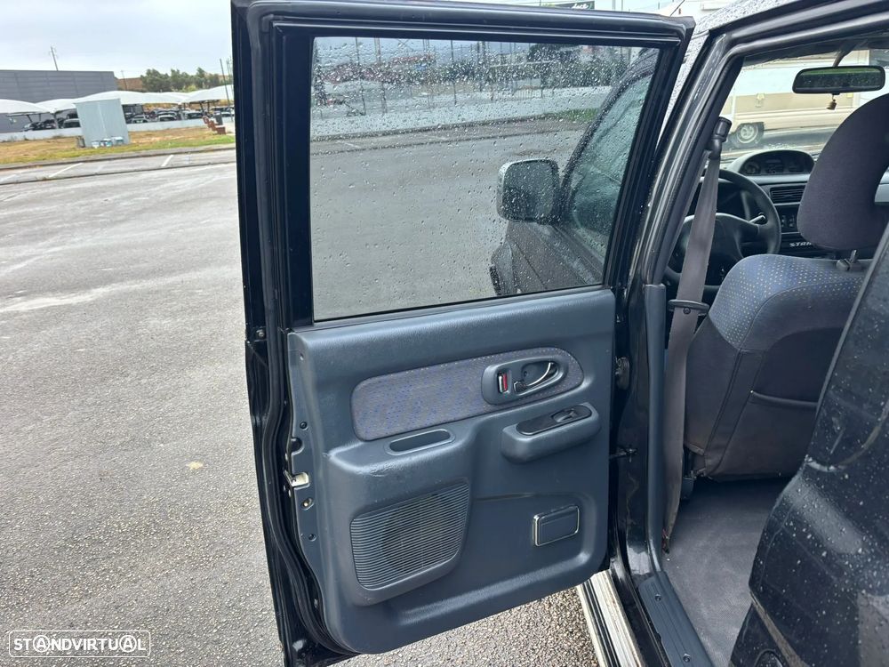 Mitsubishi L200 2.5 TD CD Strakar ABS+AC - 25