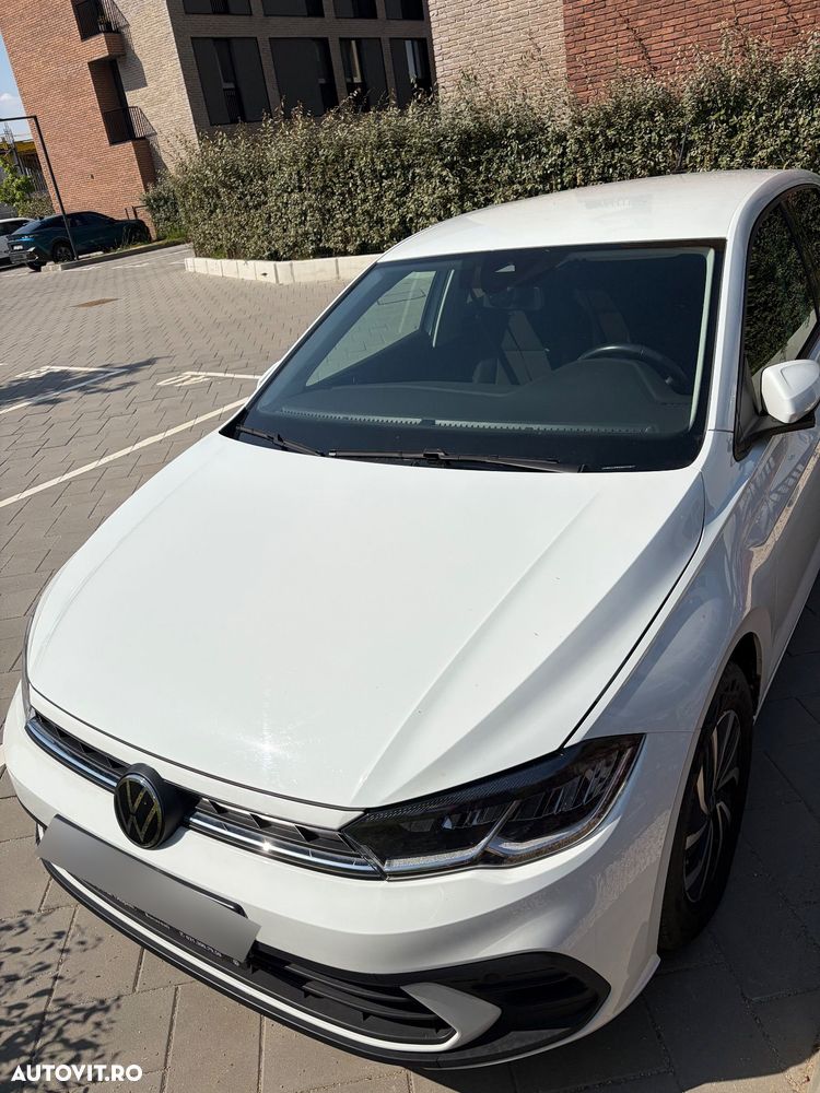 Volkswagen Polo - 1